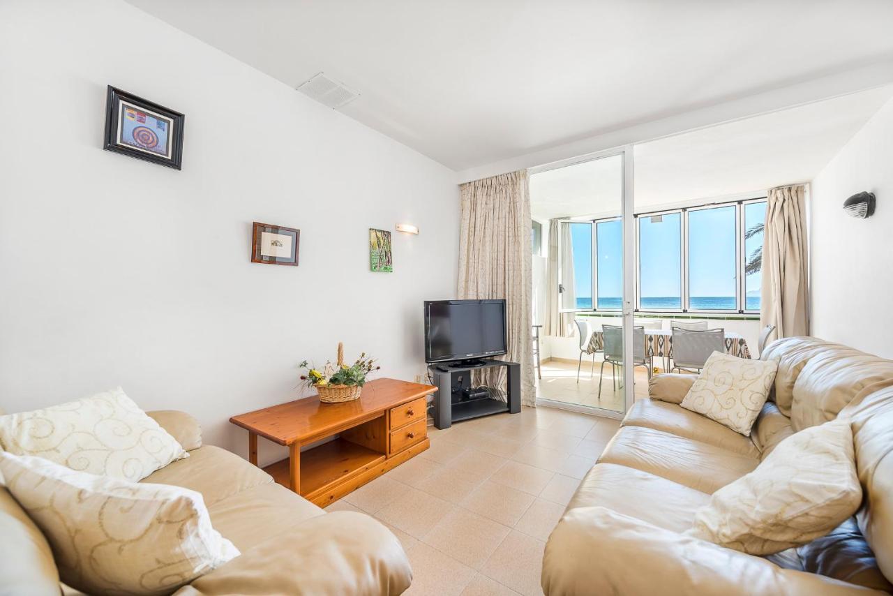 Apartamento Playa De Los Pinos Alcudia  Exterior photo